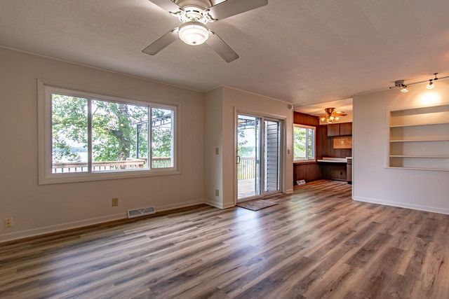 N4973 Lake DRIVE, Hustisford, WI 53034