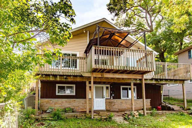 N4973 Lake DRIVE, Hustisford, WI 53034