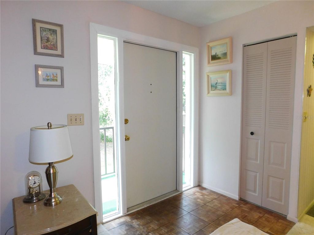 Image 12 of property listing at 5400 34TH STREET W L5, Bradenton, FL 34210