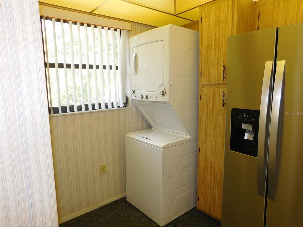 Image 16 of property listing at 5400 34TH STREET W L5, Bradenton, FL 34210