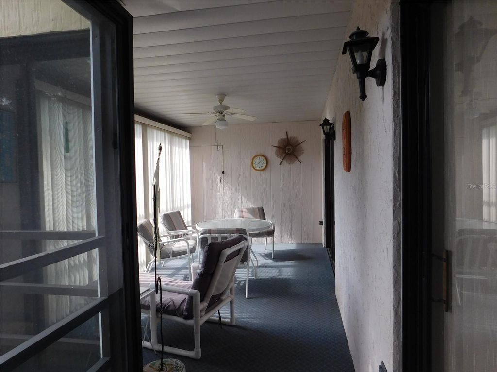 Image 24 of property listing at 5400 34TH STREET W L5, Bradenton, FL 34210
