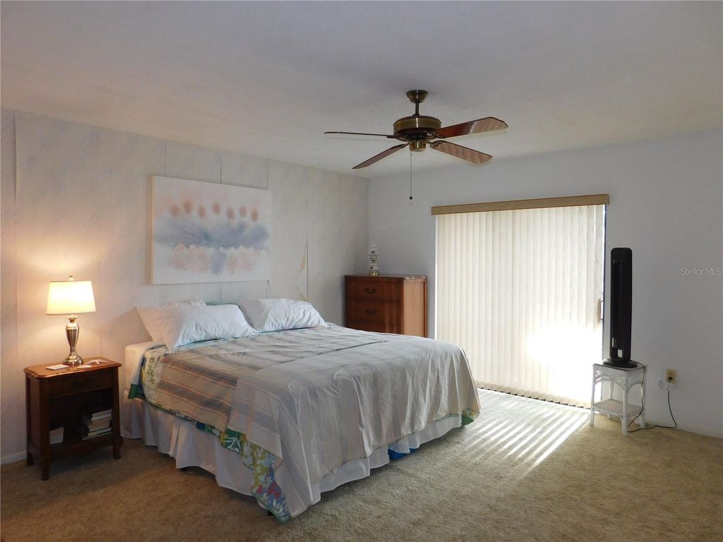 Image 30 of property listing at 5400 34TH STREET W L5, Bradenton, FL 34210
