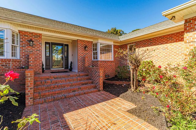 1430 Bay Tree Ln., Surfside Beach, SC 29575