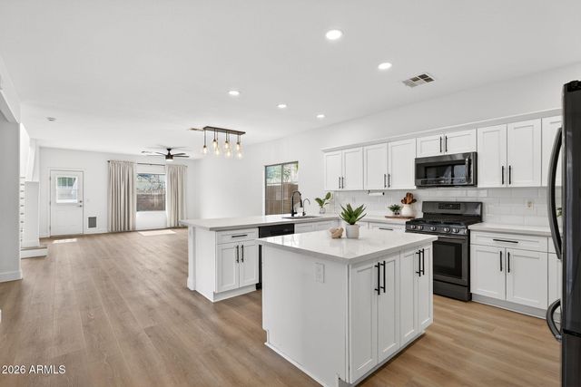 3465 E VERNON Street, Gilbert, AZ 85298