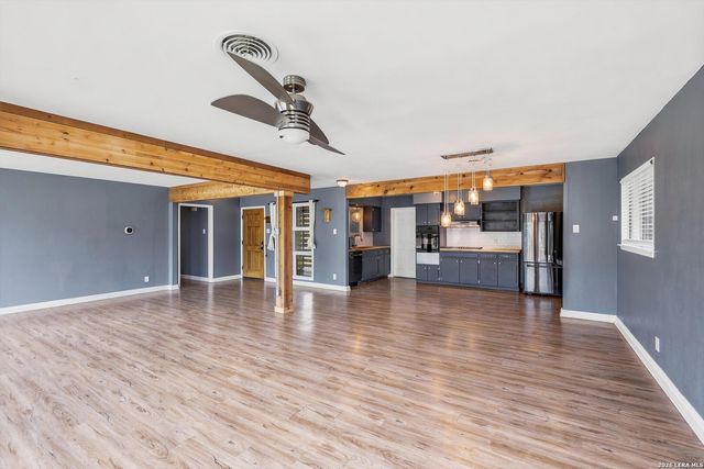 3331 NANTUCKET DR, San Antonio, TX 78230