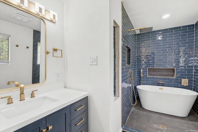 3331 NANTUCKET DR, San Antonio, TX 78230
