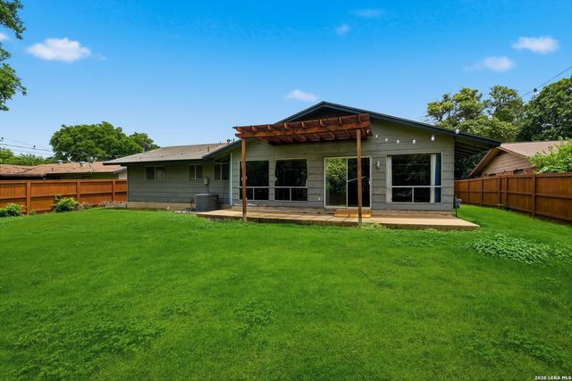 3331 NANTUCKET DR, San Antonio, TX 78230