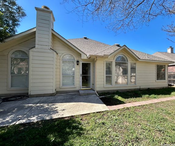 716 Broadleaf, Schertz, TX 78154