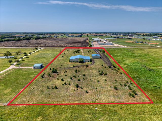 2944 CR-596, Nevada, TX 75173