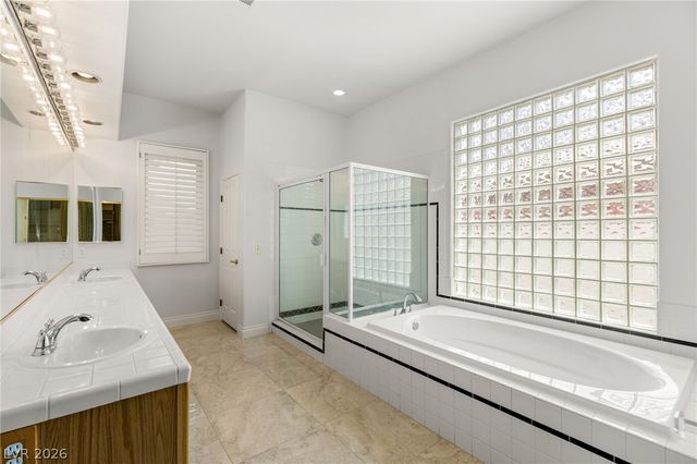 8924 Echo Ridge Drive, Las Vegas, NV 89117