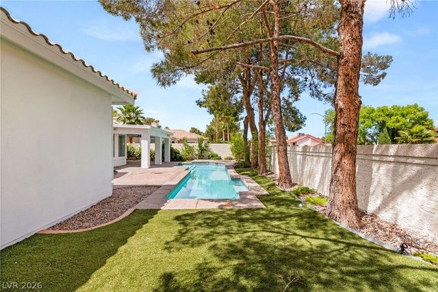 8924 Echo Ridge Drive, Las Vegas, NV 89117