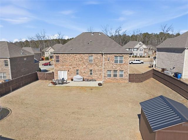 512 Coventry Way, Mcdonough, GA 30252