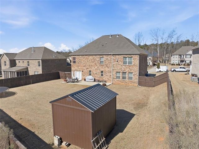 512 Coventry Way, Mcdonough, GA 30252
