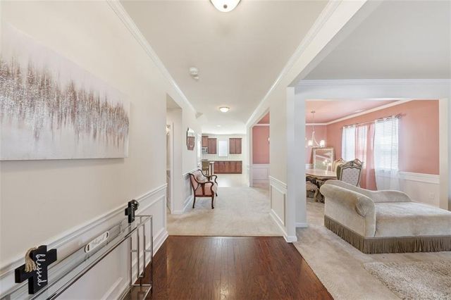 512 Coventry Way, Mcdonough, GA 30252