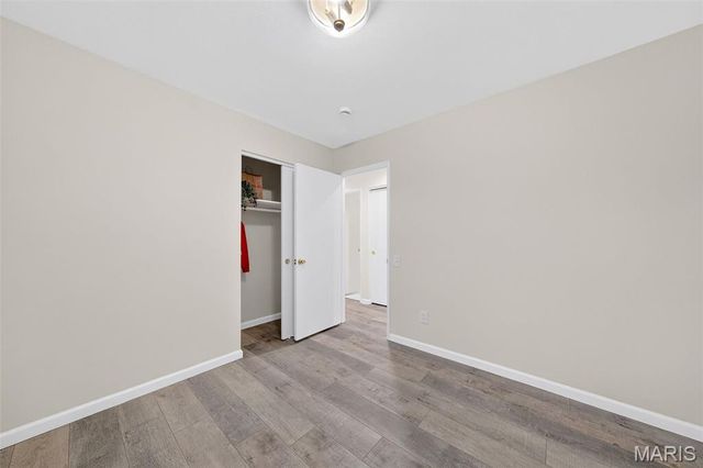 2500 Dove Drive, Florissant, MO 63031