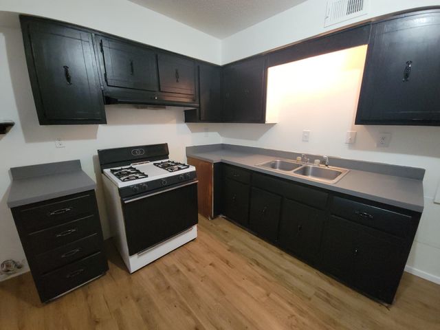 1257 DEER TRAIL LN, Memphis, TN 38109