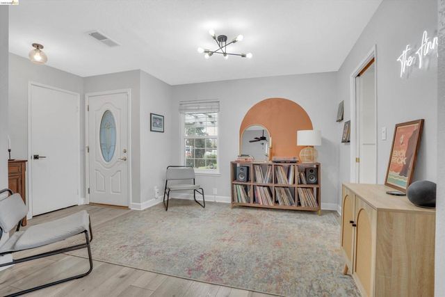 17 Kensington Ct, Brentwood, CA 94513