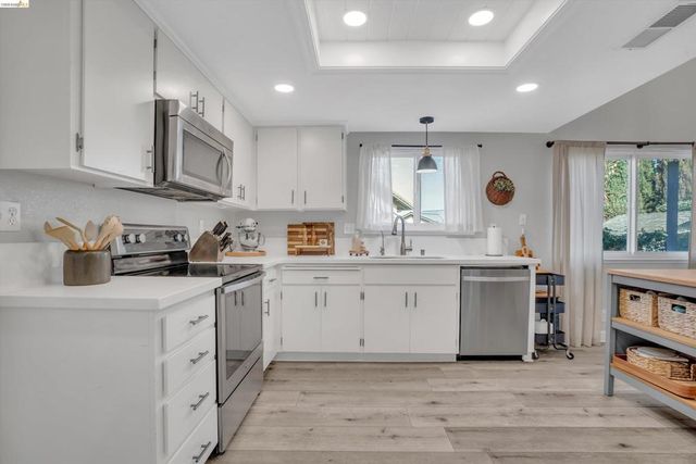 17 Kensington Ct, Brentwood, CA 94513