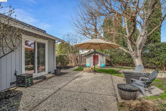 17 Kensington Ct, Brentwood, CA 94513