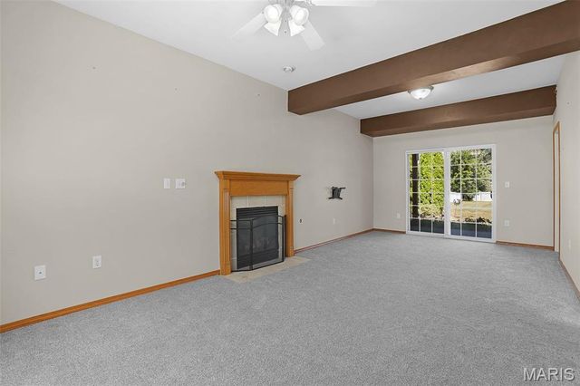2217 Hunters Point Drive, Granite City, IL 62040