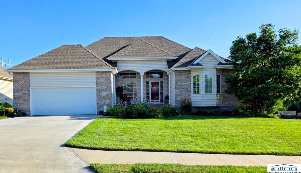 165 Eagle View Drive, Ashland, NE 68003