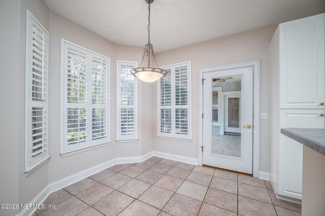 9965 CHELSEA LAKE Road, Jacksonville, FL 32256