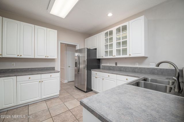 9965 CHELSEA LAKE Road, Jacksonville, FL 32256