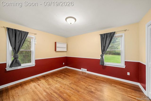 24780 Springbrook Drive, Farmington Hills, MI 48336