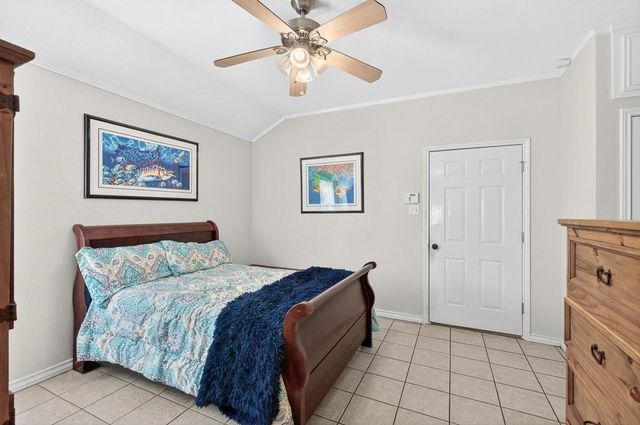 13770 Eaglesnest Bay Dr, Corpus Christi, TX 78418