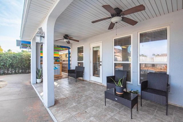 13770 Eaglesnest Bay Dr, Corpus Christi, TX 78418