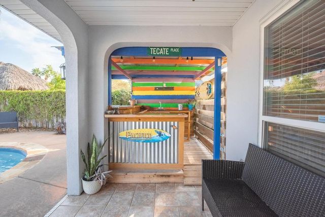 13770 Eaglesnest Bay Dr, Corpus Christi, TX 78418