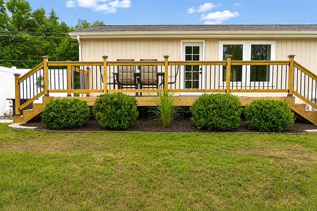 4144 13 Mile Road, Rockford, MI 49341
