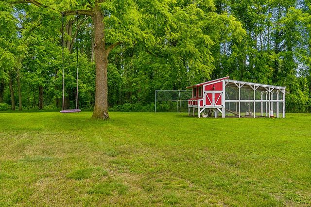 4144 13 Mile Road, Rockford, MI 49341