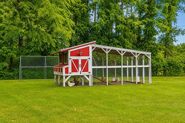 4144 13 Mile Road, Rockford, MI 49341
