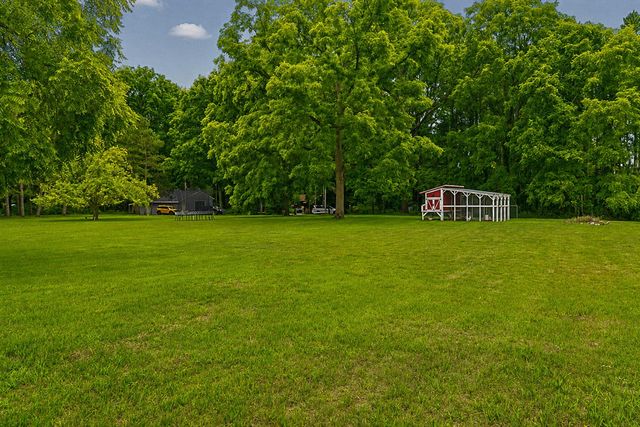 4144 13 Mile Road, Rockford, MI 49341