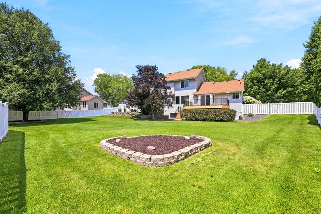 10948 203rd Street W, Lakeville, MN 55044