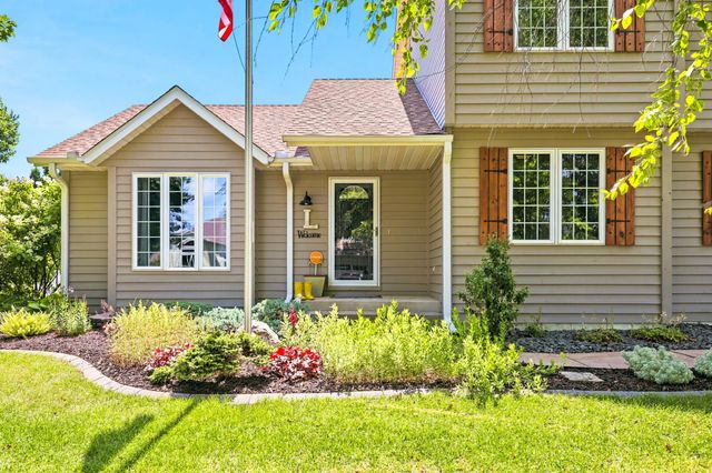 10948 203rd Street W, Lakeville, MN 55044