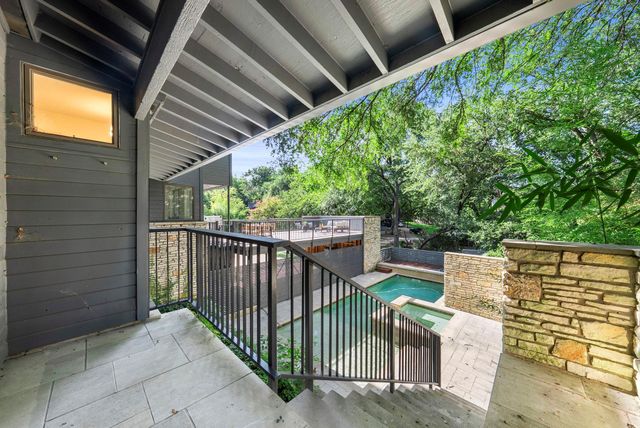 601 Westwood TER, Austin, TX 78746