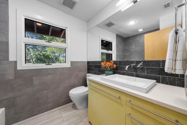 601 Westwood TER, Austin, TX 78746