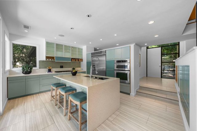 601 Westwood TER, Austin, TX 78746