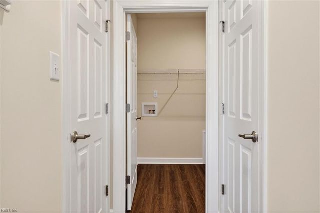 1008 Gadsby LN, Williamsburg, VA 23185