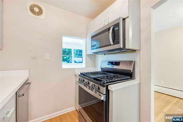 59 Delmar Avenue, Cresskill, NJ 07626