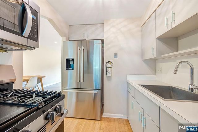 59 Delmar Avenue, Cresskill, NJ 07626