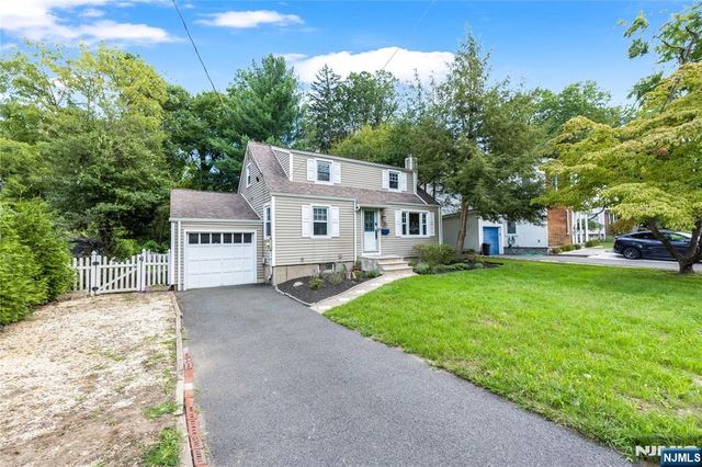 59 Delmar Avenue, Cresskill, NJ 07626