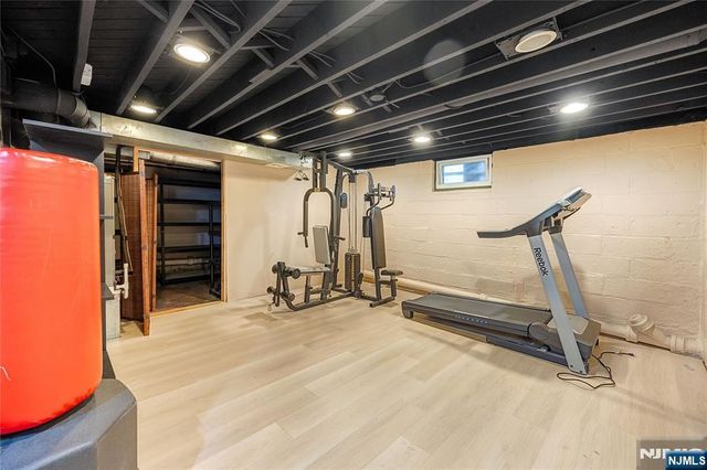 59 Delmar Avenue, Cresskill, NJ 07626