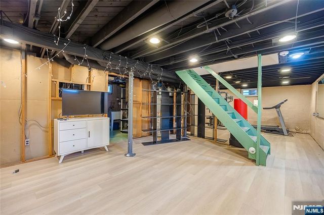 59 Delmar Avenue, Cresskill, NJ 07626