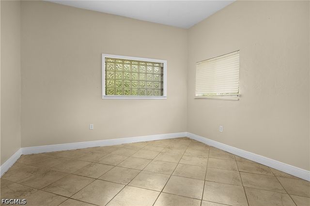 7823 Marx DR, North Fort Myers, FL 33917