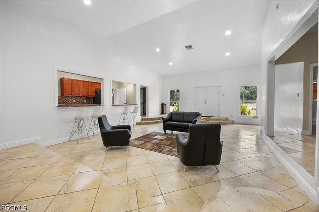 7823 Marx DR, North Fort Myers, FL 33917