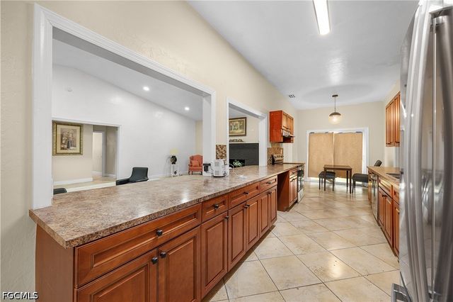 7823 Marx DR, North Fort Myers, FL 33917