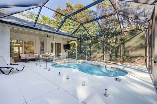 256 Leaning Pines Loop, Destin, FL 32541